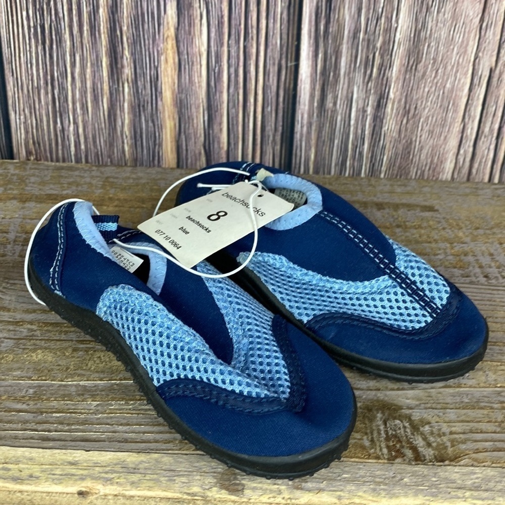 NWT Toddler Boy’s Beachsocks Blue Water Shoes- Size 8T